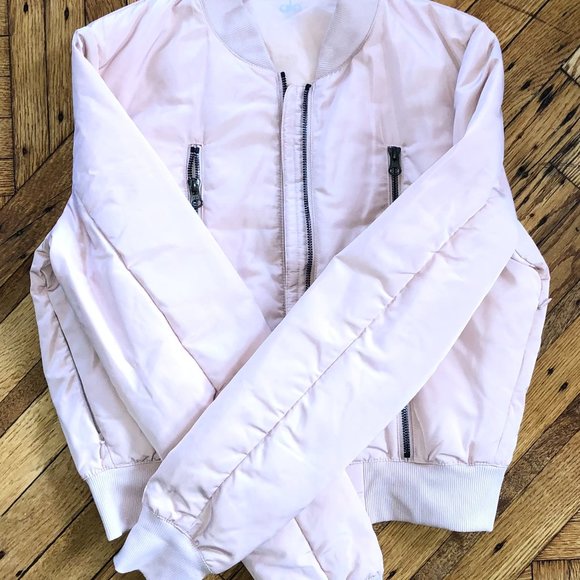 Alo Yoga OFF-DUTY BOMBER JACKET - Pink - Picture 2 of 7